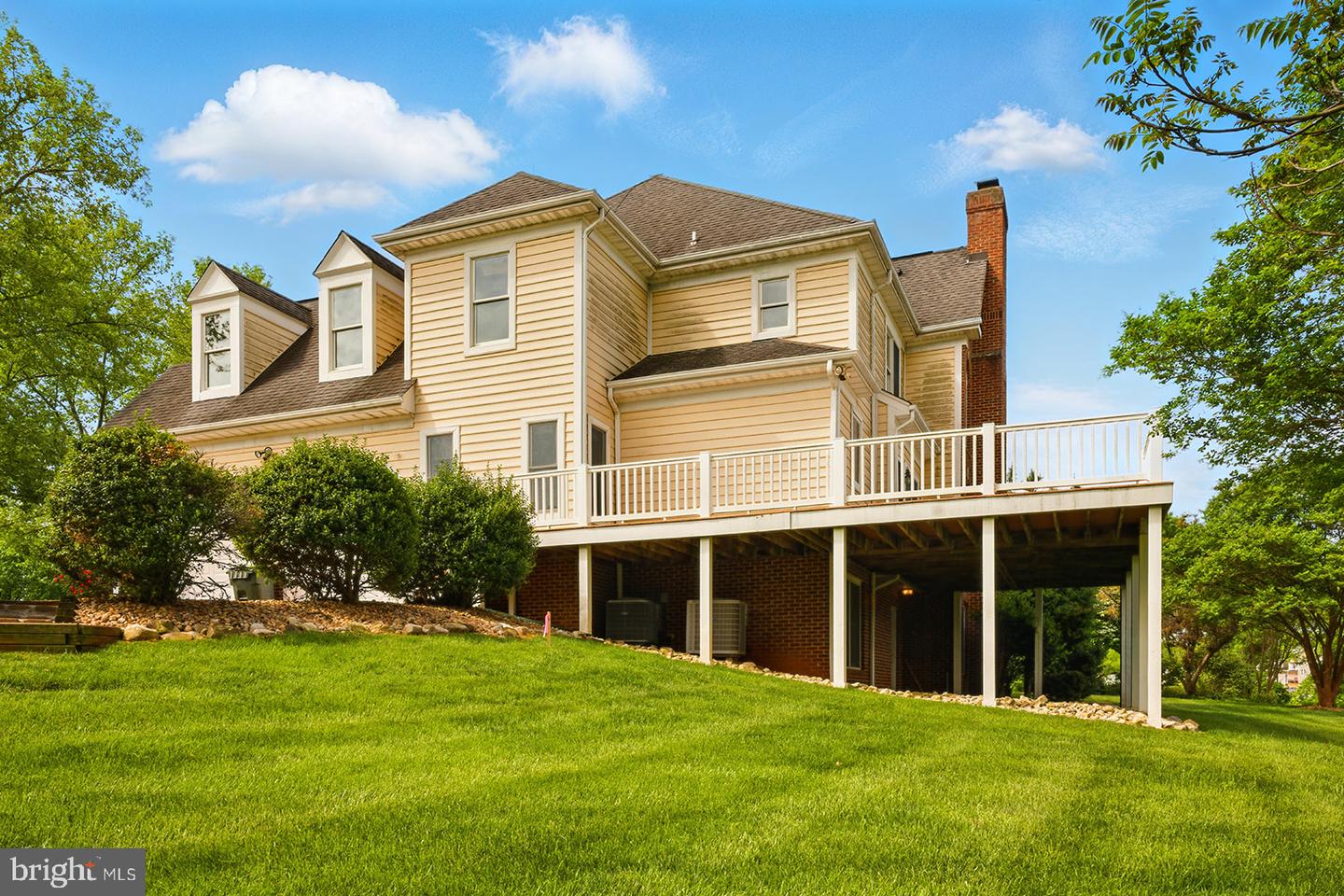 1812 FAIRWAY CT, CULPEPER, Virginia 22701, 6 Bedrooms Bedrooms, ,4 BathroomsBathrooms,Residential,For sale,1812 FAIRWAY CT,VACU2009934 MLS # VACU2009934
