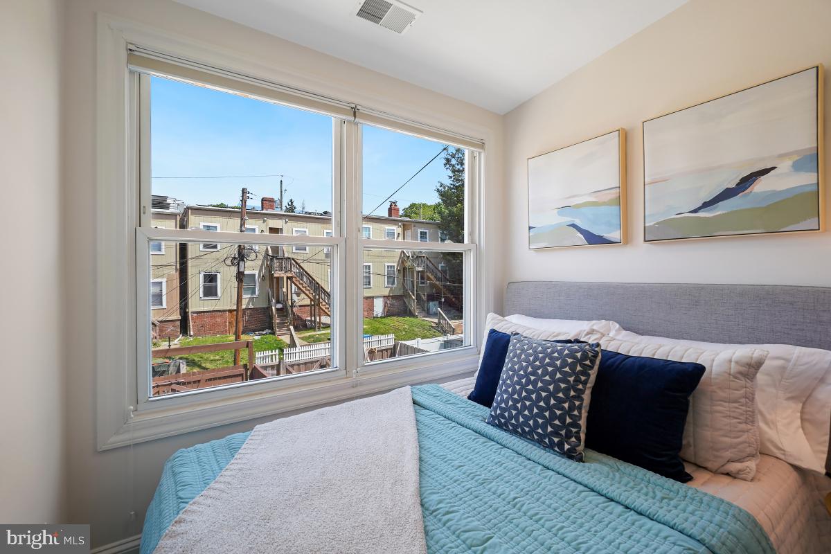 4723 4TH ST NW, WASHINGTON, District Of Columbia 20011, 3 Bedrooms Bedrooms, ,3 BathroomsBathrooms,Residential,For sale,4723 4TH ST NW,DCDC2189522 MLS # DCDC2189522