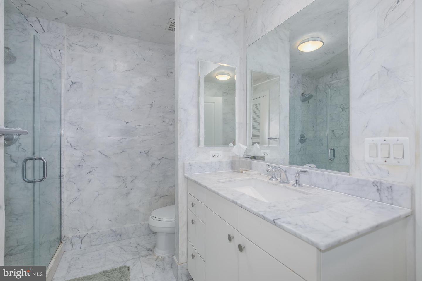 2425 L ST NW #211, WASHINGTON, District Of Columbia 20037, 1 Bedroom Bedrooms, ,1 BathroomBathrooms,Residential,For sale,2425 L ST NW #211,DCDC2189568 MLS # DCDC2189568
