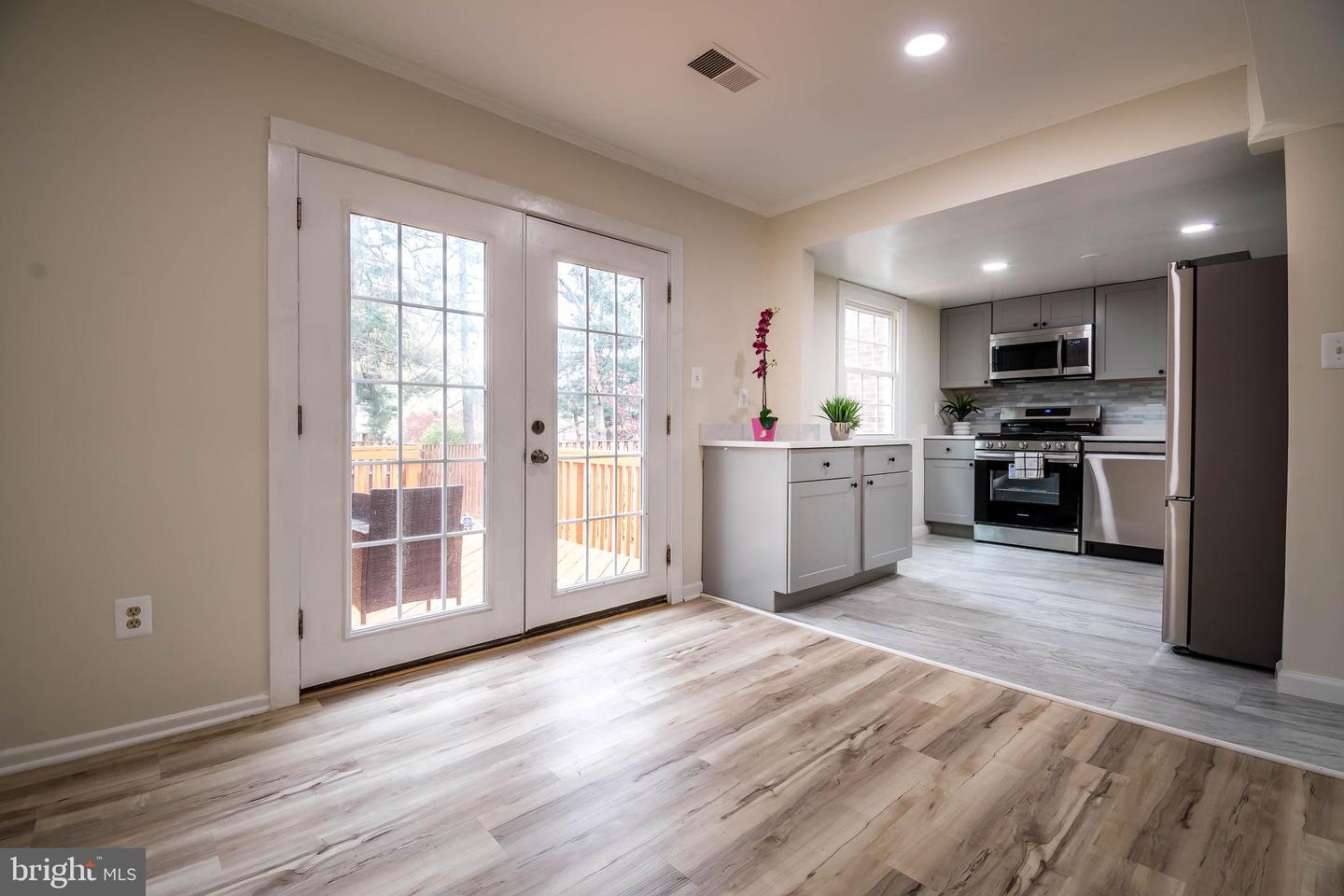 7530 QUAIL RUN LN, MANASSAS, Virginia 20109, 3 Bedrooms Bedrooms, ,2 BathroomsBathrooms,Residential,For sale,7530 QUAIL RUN LN,VAPW2090176 MLS # VAPW2090176