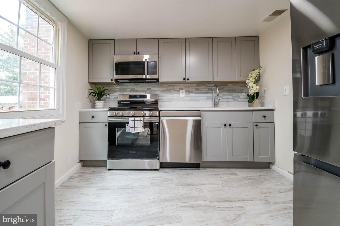 7530 QUAIL RUN LN, MANASSAS, Virginia 20109, 3 Bedrooms Bedrooms, ,2 BathroomsBathrooms,Residential,For sale,7530 QUAIL RUN LN,VAPW2090176 MLS # VAPW2090176