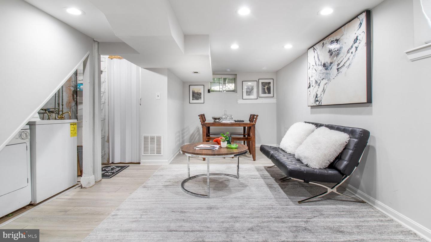 3411 24TH STREET SE, WASHINGTON, District Of Columbia 20020, 2 Bedrooms Bedrooms, ,1 BathroomBathrooms,Residential,For sale,3411 24TH STREET SE,DCDC2191566 MLS # DCDC2191566