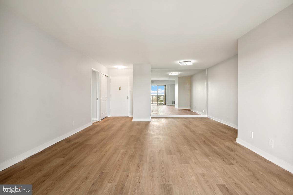 307 YOAKUM PKWY #1405, ALEXANDRIA, Virginia 22304, 2 Bedrooms Bedrooms, 7 Rooms Rooms,2 BathroomsBathrooms,Residential,For sale,307 YOAKUM PKWY #1405,VAAX2043148 MLS # VAAX2043148