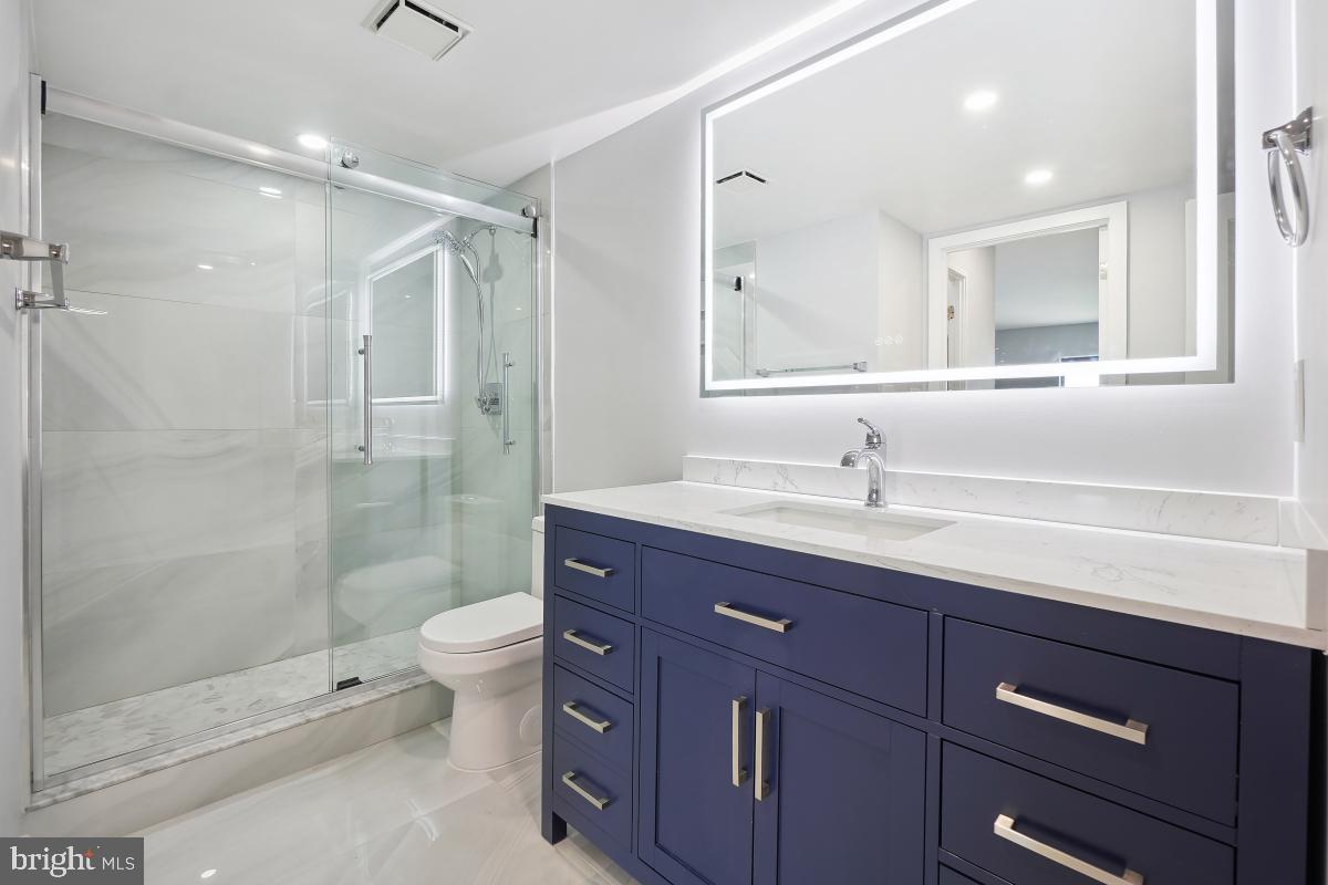307 YOAKUM PKWY #1405, ALEXANDRIA, Virginia 22304, 2 Bedrooms Bedrooms, 7 Rooms Rooms,2 BathroomsBathrooms,Residential,For sale,307 YOAKUM PKWY #1405,VAAX2043148 MLS # VAAX2043148