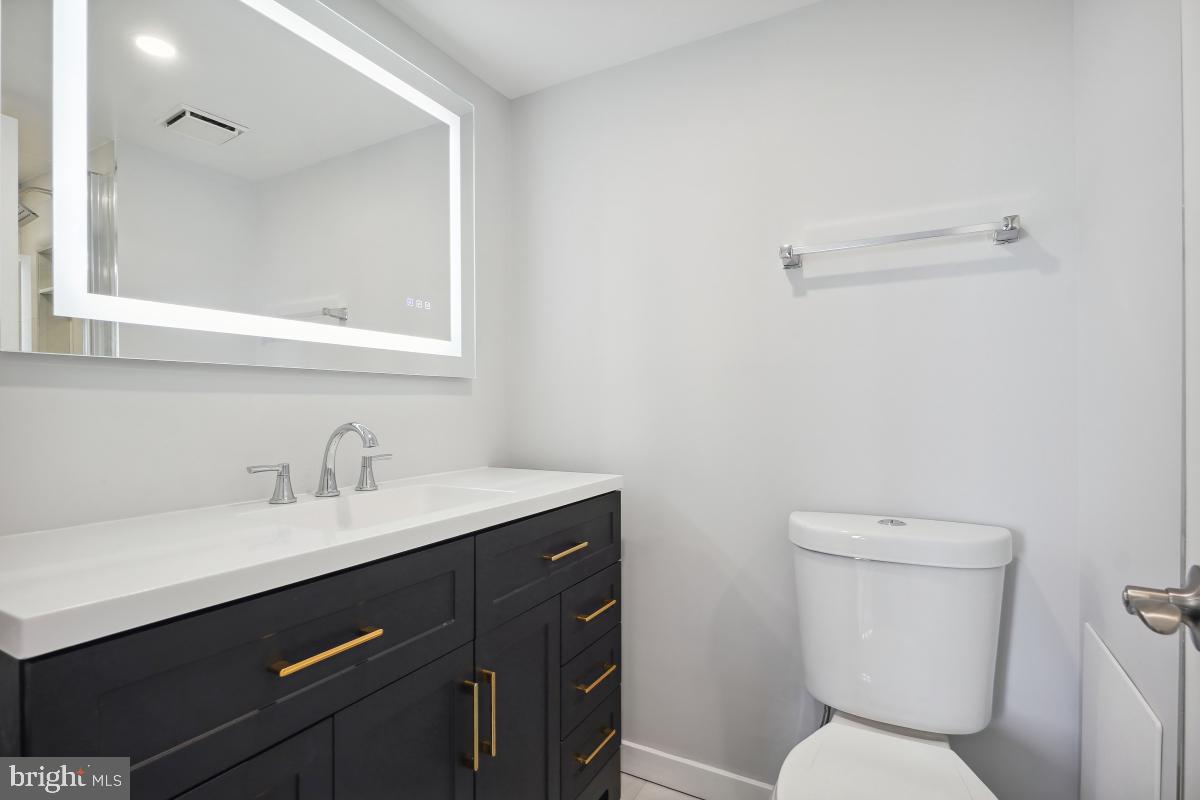307 YOAKUM PKWY #1405, ALEXANDRIA, Virginia 22304, 2 Bedrooms Bedrooms, 7 Rooms Rooms,2 BathroomsBathrooms,Residential,For sale,307 YOAKUM PKWY #1405,VAAX2043148 MLS # VAAX2043148
