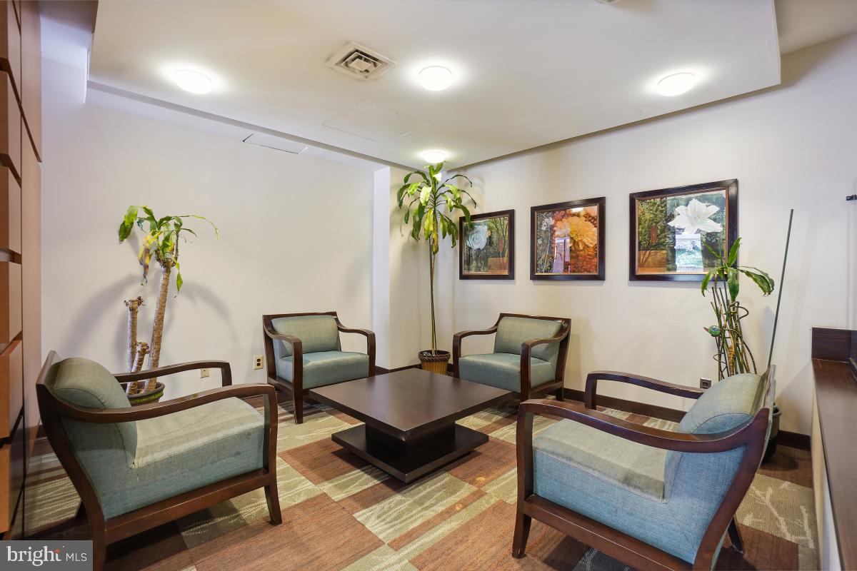 307 YOAKUM PKWY #1405, ALEXANDRIA, Virginia 22304, 2 Bedrooms Bedrooms, 7 Rooms Rooms,2 BathroomsBathrooms,Residential,For sale,307 YOAKUM PKWY #1405,VAAX2043148 MLS # VAAX2043148