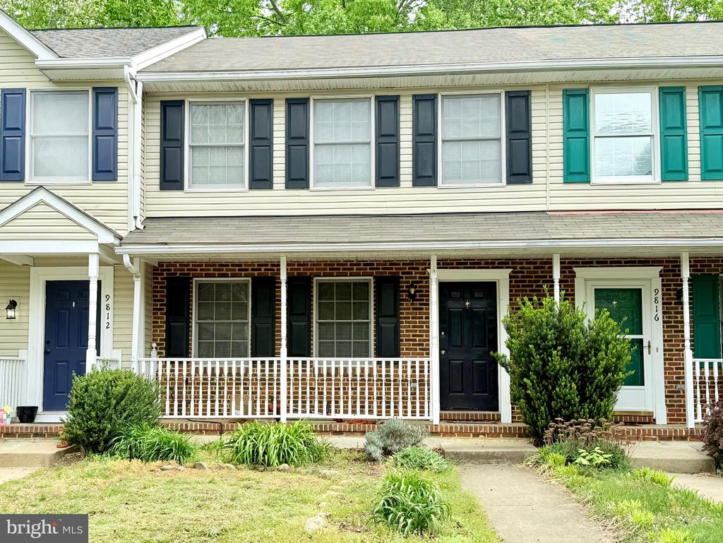 9814 DOMINION FOREST CIR, FREDERICKSBURG, Virginia 22408, 4 Bedrooms Bedrooms, ,3 BathroomsBathrooms,Residential,DOMINION FOREST,9814 DOMINION FOREST CIR,VASP2030978 MLS # VASP2030978