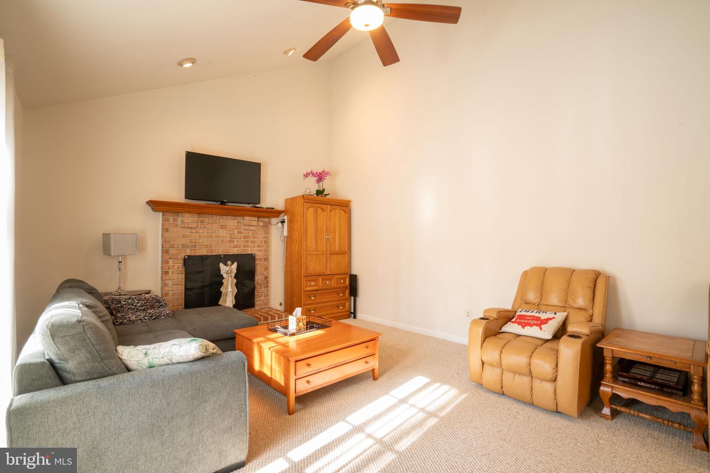 9602 SHANNON LN, MANASSAS, Virginia 20110, 4 Bedrooms Bedrooms, ,2 BathroomsBathrooms,Residential,For sale,9602 SHANNON LN,VAMN2007650 MLS # VAMN2007650