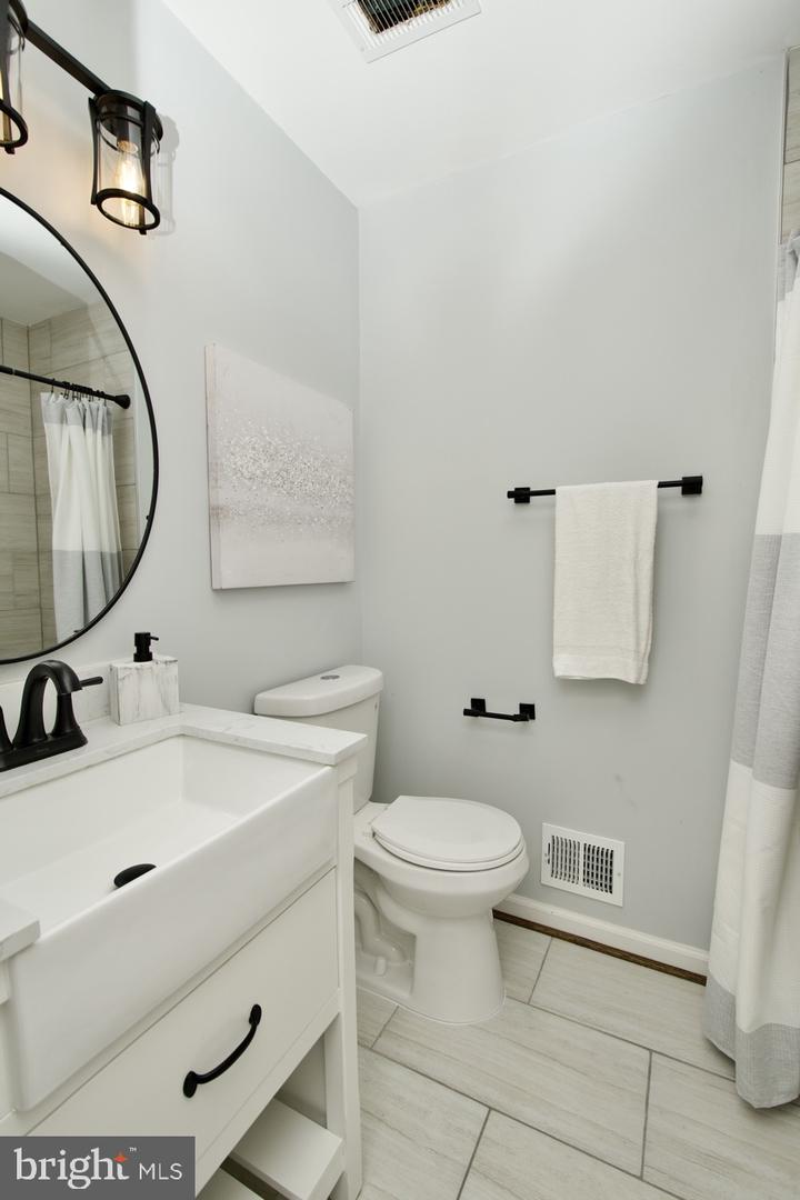 WOODBRIDGE, Virginia 22192, 3 Bedrooms Bedrooms, ,3 BathroomsBathrooms,Residential,For sale,VAPW2087610 MLS # VAPW2087610