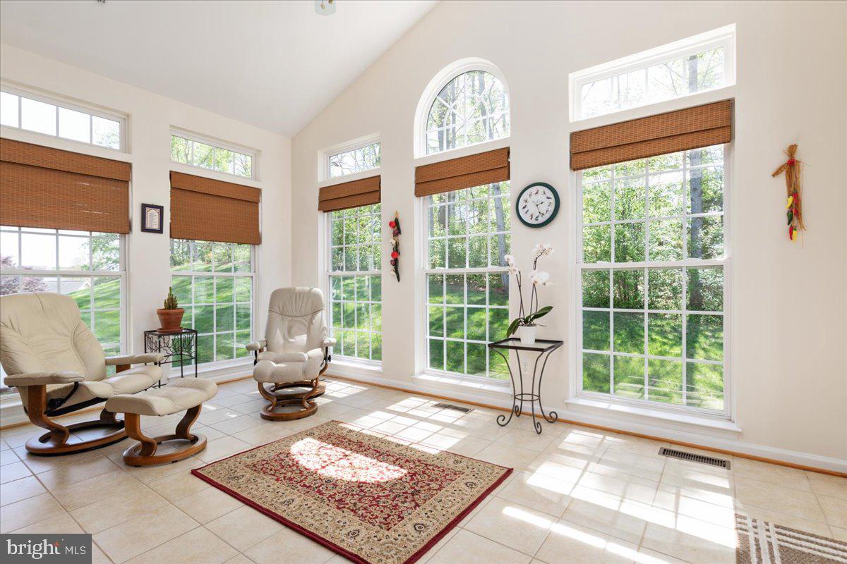 6727 STREAM VIEW LN, WARRENTON, Virginia 20187, 3 Bedrooms Bedrooms, ,3 BathroomsBathrooms,Residential,For sale,6727 STREAM VIEW LN,VAFQ2015472 MLS # VAFQ2015472