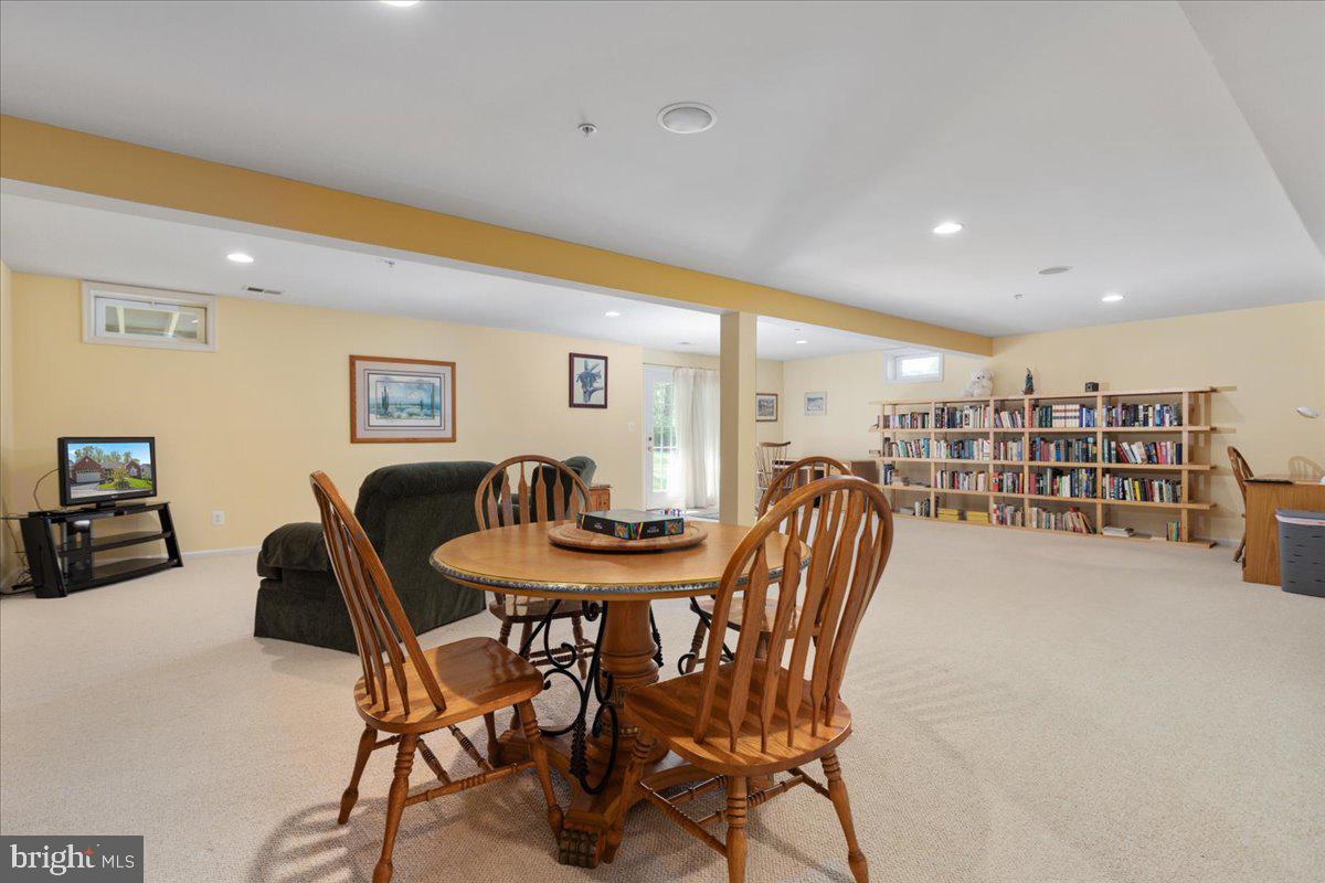 6727 STREAM VIEW LN, WARRENTON, Virginia 20187, 3 Bedrooms Bedrooms, ,3 BathroomsBathrooms,Residential,For sale,6727 STREAM VIEW LN,VAFQ2015472 MLS # VAFQ2015472