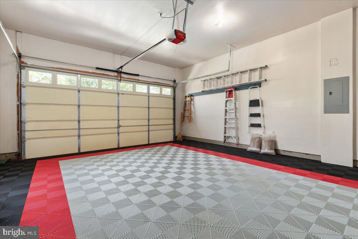 6727 STREAM VIEW LN, WARRENTON, Virginia 20187, 3 Bedrooms Bedrooms, ,3 BathroomsBathrooms,Residential,For sale,6727 STREAM VIEW LN,VAFQ2015472 MLS # VAFQ2015472