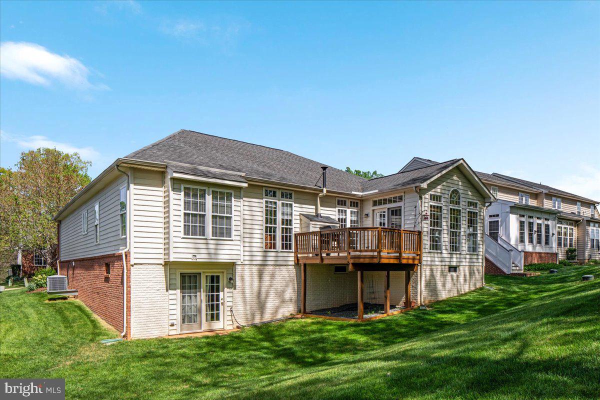 6727 STREAM VIEW LN, WARRENTON, Virginia 20187, 3 Bedrooms Bedrooms, ,3 BathroomsBathrooms,Residential,For sale,6727 STREAM VIEW LN,VAFQ2015472 MLS # VAFQ2015472