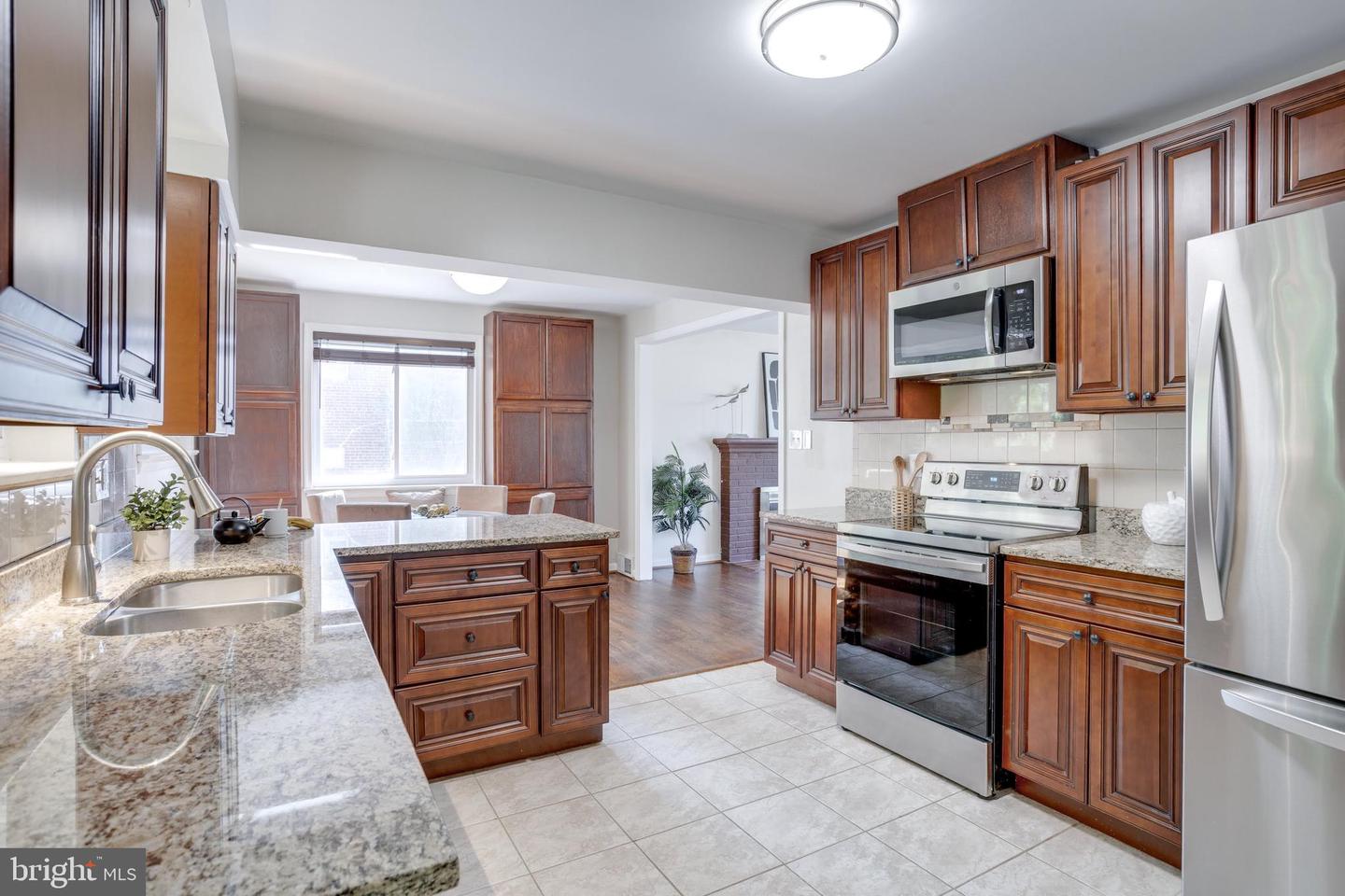 7424 NANCEMOND ST, SPRINGFIELD, Virginia 22150, 4 Bedrooms Bedrooms, ,3 BathroomsBathrooms,Residential,For sale,7424 NANCEMOND ST,VAFX2223024 MLS # VAFX2223024