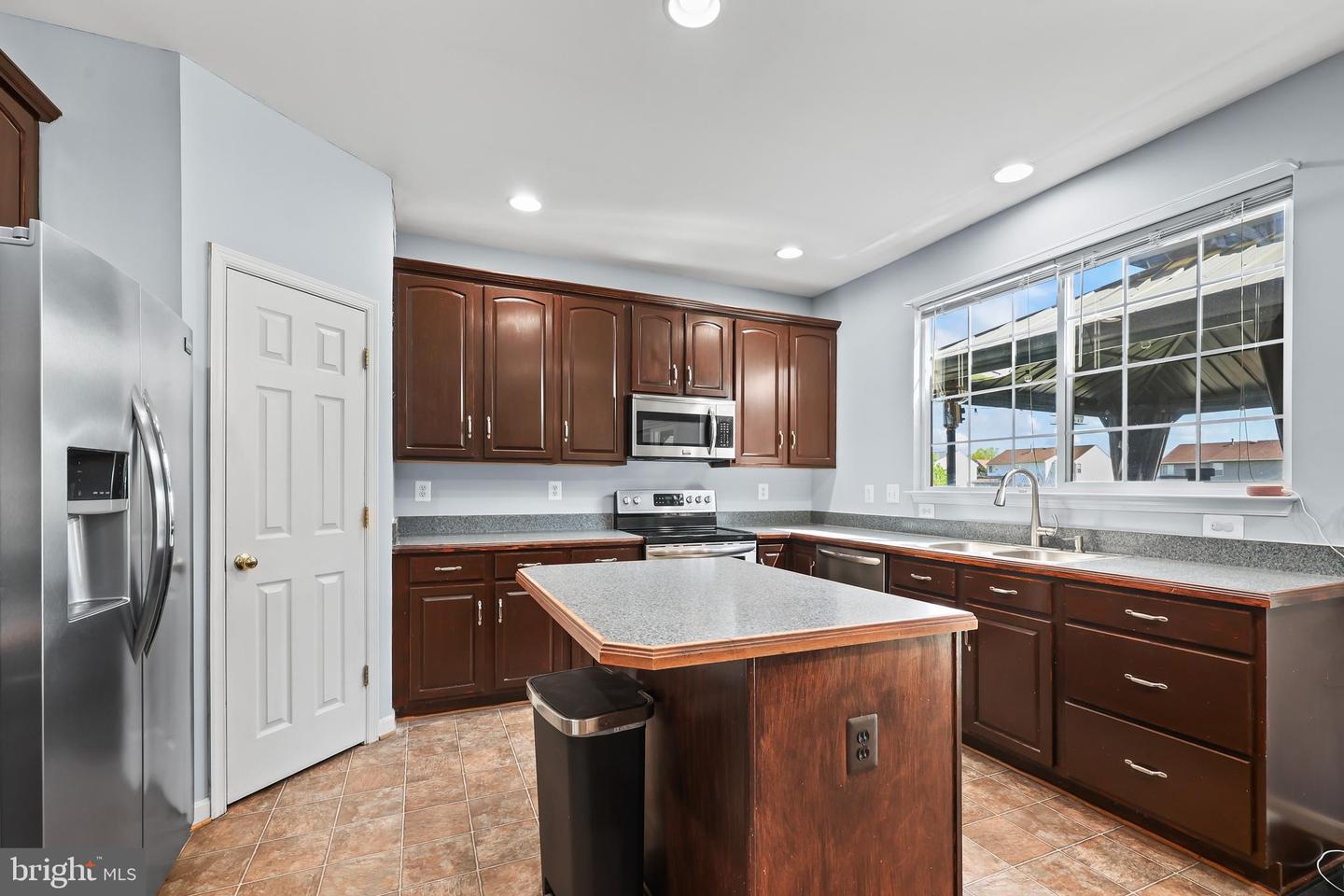 44 HAMSTEAD RD, FREDERICKSBURG, Virginia 22405, 4 Bedrooms Bedrooms, ,3 BathroomsBathrooms,Residential,For sale,44 HAMSTEAD RD,VAST2036196 MLS # VAST2036196