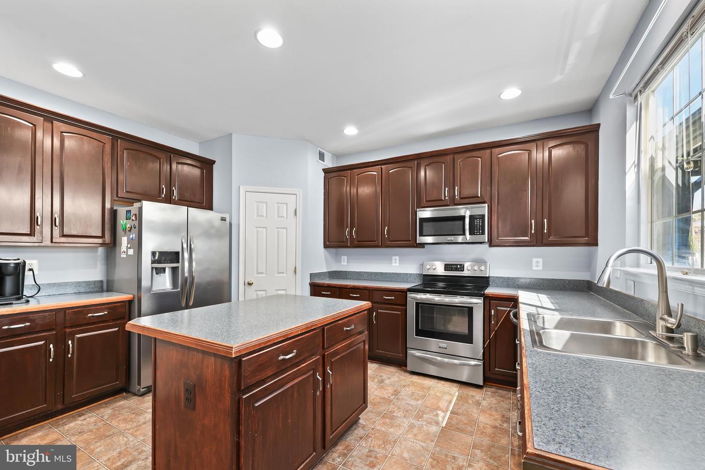 44 HAMSTEAD RD, FREDERICKSBURG, Virginia 22405, 4 Bedrooms Bedrooms, ,3 BathroomsBathrooms,Residential,For sale,44 HAMSTEAD RD,VAST2036196 MLS # VAST2036196