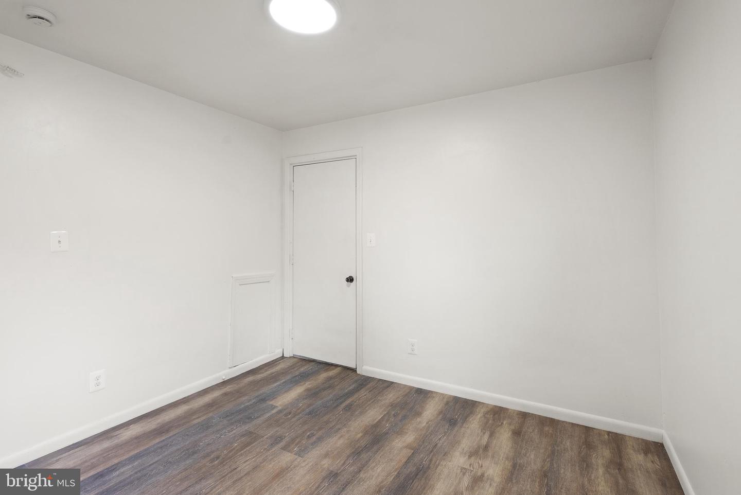 28 E REED AVE, ALEXANDRIA, Virginia 22305, 2 Bedrooms Bedrooms, ,1 BathroomBathrooms,Residential,For sale,28 E REED AVE,VAAX2042302 MLS # VAAX2042302