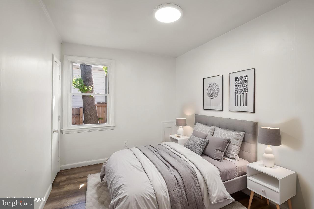 28 E REED AVE, ALEXANDRIA, Virginia 22305, 2 Bedrooms Bedrooms, ,1 BathroomBathrooms,Residential,For sale,28 E REED AVE,VAAX2042302 MLS # VAAX2042302