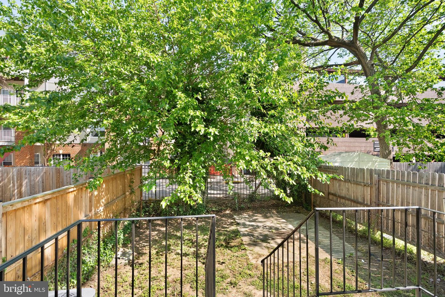 28 E REED AVE, ALEXANDRIA, Virginia 22305, 2 Bedrooms Bedrooms, ,1 BathroomBathrooms,Residential,For sale,28 E REED AVE,VAAX2042302 MLS # VAAX2042302