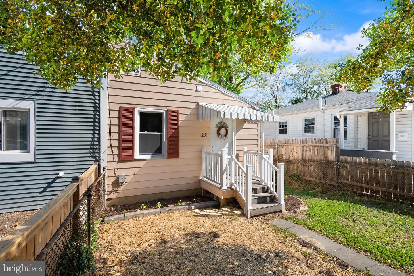 28 E REED AVE, ALEXANDRIA, Virginia 22305, 2 Bedrooms Bedrooms, ,1 BathroomBathrooms,Residential,For sale,28 E REED AVE,VAAX2042302 MLS # VAAX2042302