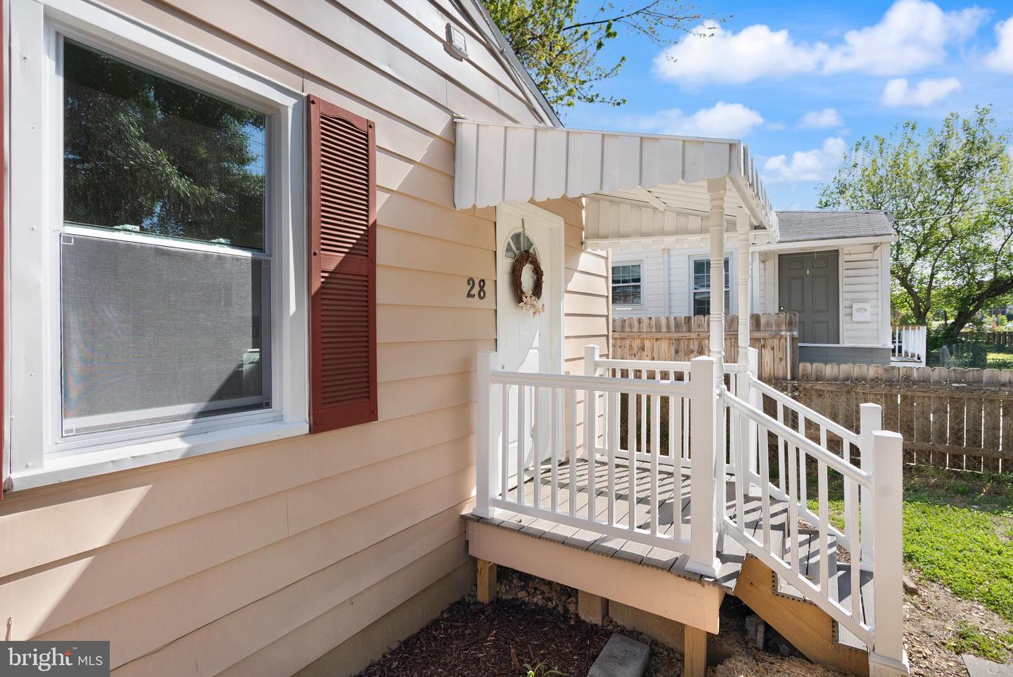 28 E REED AVE, ALEXANDRIA, Virginia 22305, 2 Bedrooms Bedrooms, ,1 BathroomBathrooms,Residential,For sale,28 E REED AVE,VAAX2042302 MLS # VAAX2042302