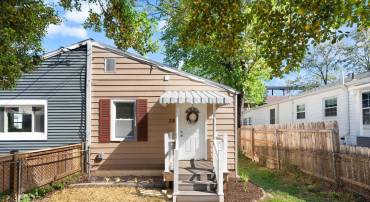 28 E REED AVE, ALEXANDRIA, Virginia 22305, 2 Bedrooms Bedrooms, ,1 BathroomBathrooms,Residential,For sale,28 E REED AVE,VAAX2042302 MLS # VAAX2042302