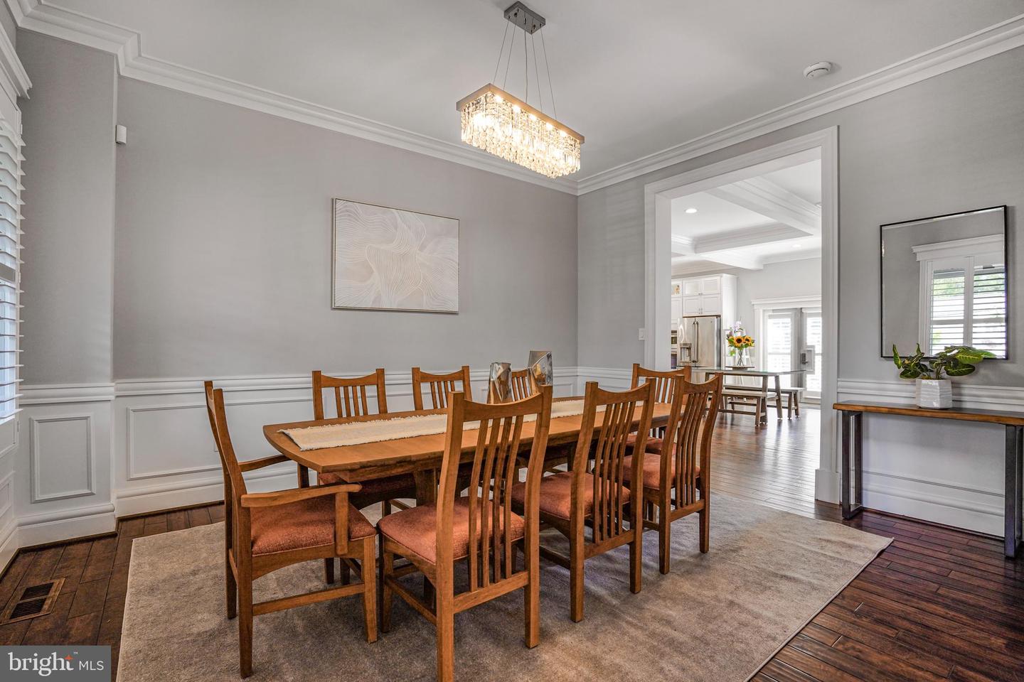 856 N HARRISON ST, ARLINGTON, Virginia 22205, 6 Bedrooms Bedrooms, ,5 BathroomsBathrooms,Residential,For sale,856 N HARRISON ST,VAAR2053982 MLS # VAAR2053982