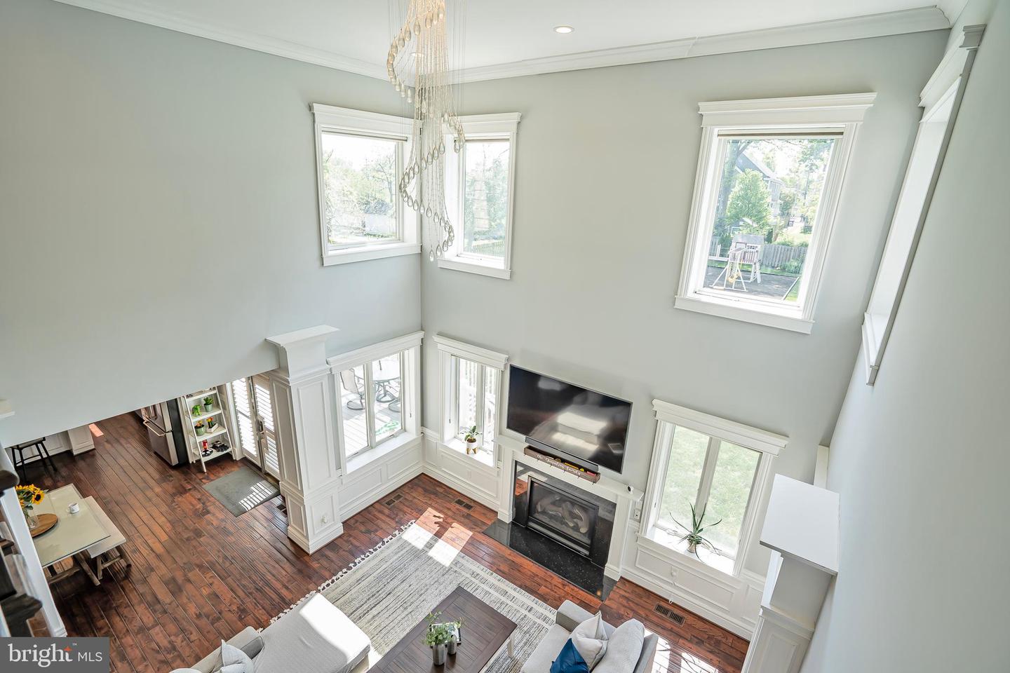 856 N HARRISON ST, ARLINGTON, Virginia 22205, 6 Bedrooms Bedrooms, ,5 BathroomsBathrooms,Residential,For sale,856 N HARRISON ST,VAAR2053982 MLS # VAAR2053982