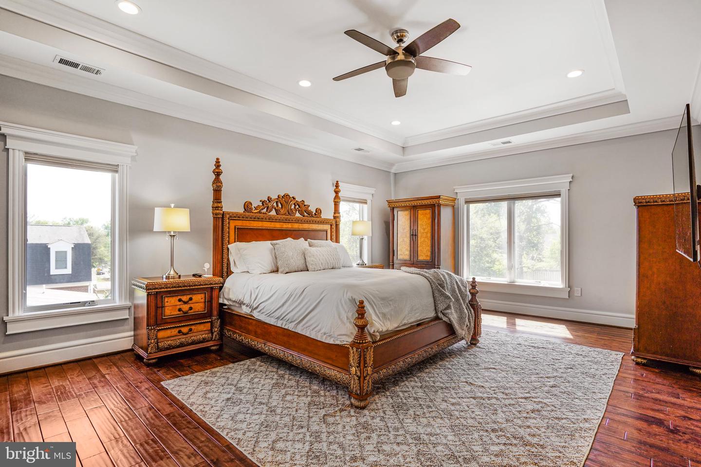 856 N HARRISON ST, ARLINGTON, Virginia 22205, 6 Bedrooms Bedrooms, ,5 BathroomsBathrooms,Residential,For sale,856 N HARRISON ST,VAAR2053982 MLS # VAAR2053982