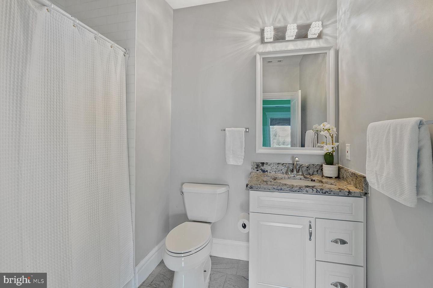 856 N HARRISON ST, ARLINGTON, Virginia 22205, 6 Bedrooms Bedrooms, ,5 BathroomsBathrooms,Residential,For sale,856 N HARRISON ST,VAAR2053982 MLS # VAAR2053982