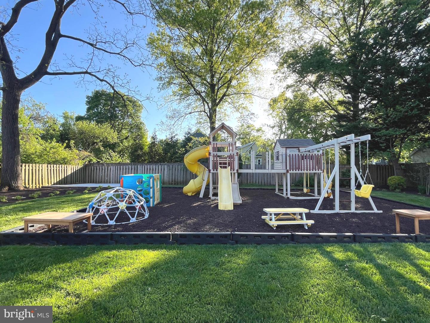 856 N HARRISON ST, ARLINGTON, Virginia 22205, 6 Bedrooms Bedrooms, ,5 BathroomsBathrooms,Residential,For sale,856 N HARRISON ST,VAAR2053982 MLS # VAAR2053982