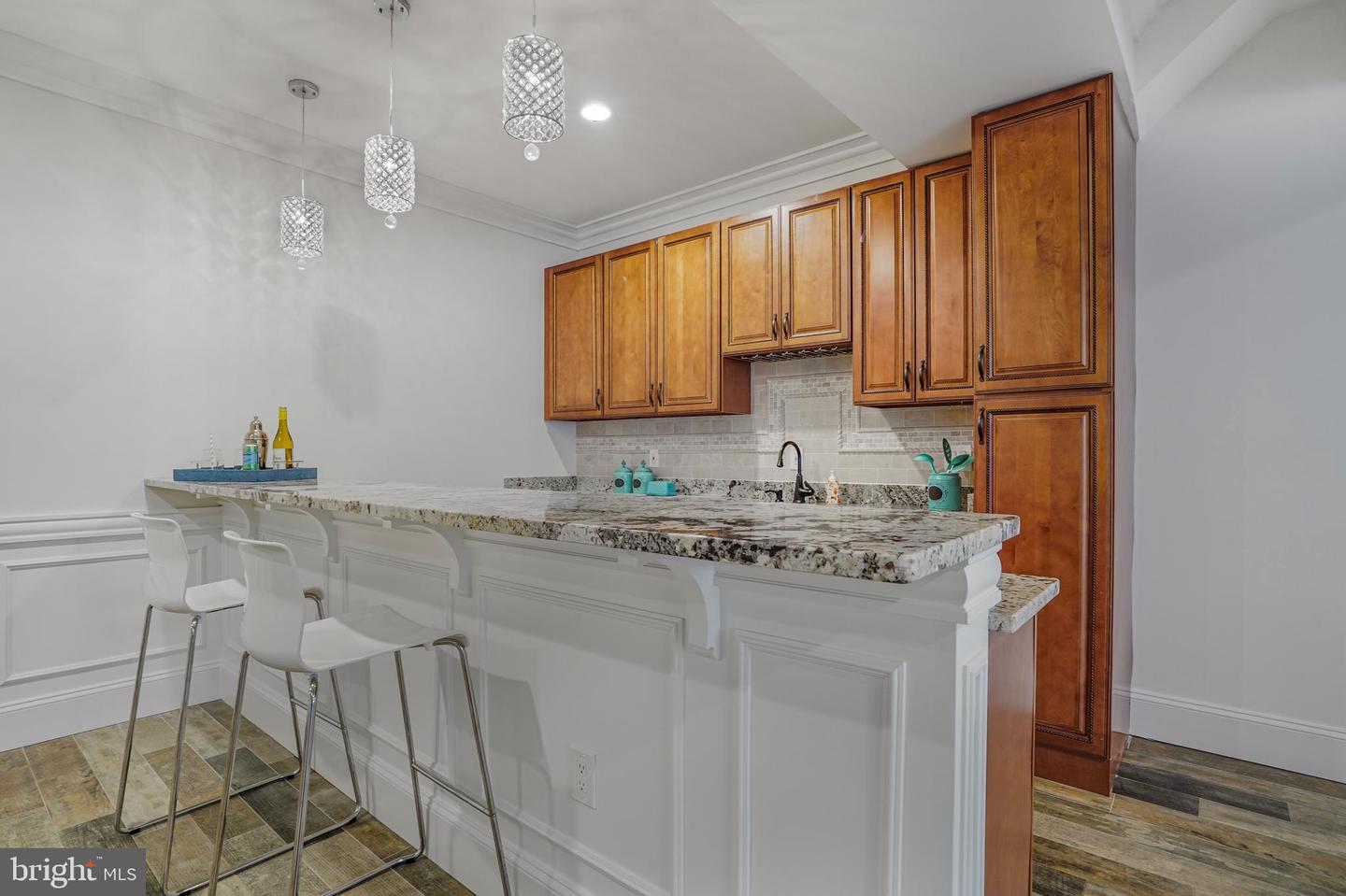 856 N HARRISON ST, ARLINGTON, Virginia 22205, 6 Bedrooms Bedrooms, ,5 BathroomsBathrooms,Residential,For sale,856 N HARRISON ST,VAAR2053982 MLS # VAAR2053982