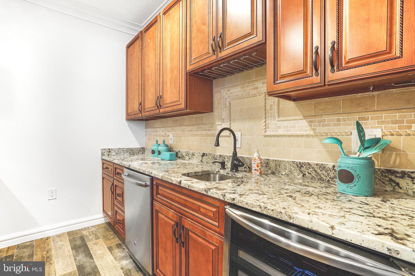 856 N HARRISON ST, ARLINGTON, Virginia 22205, 6 Bedrooms Bedrooms, ,5 BathroomsBathrooms,Residential,For sale,856 N HARRISON ST,VAAR2053982 MLS # VAAR2053982