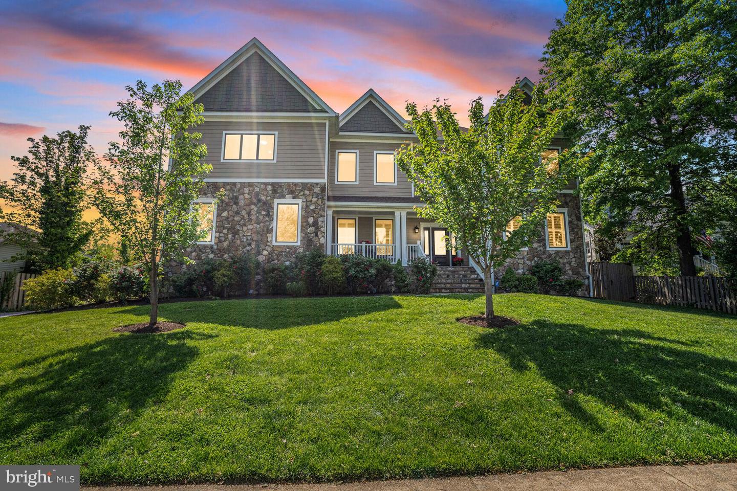 856 N HARRISON ST, ARLINGTON, Virginia 22205, 6 Bedrooms Bedrooms, ,5 BathroomsBathrooms,Residential,For sale,856 N HARRISON ST,VAAR2053982 MLS # VAAR2053982