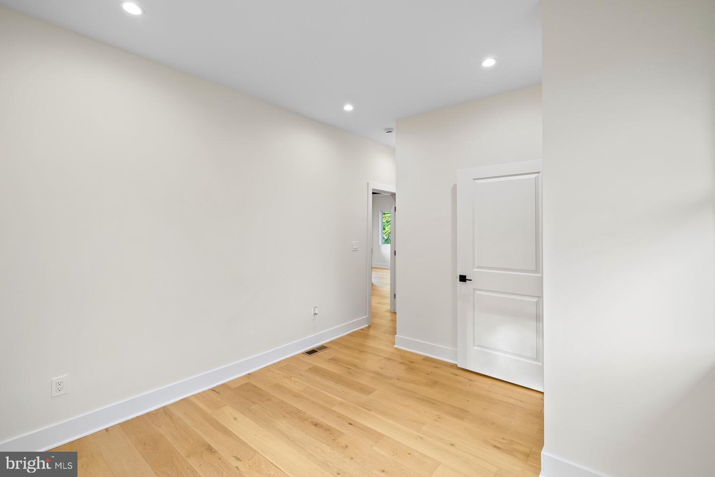 713 CROISSANT PL SE, WASHINGTON, District Of Columbia 20019, 4 Bedrooms Bedrooms, ,4 BathroomsBathrooms,Residential,For sale,713 CROISSANT PL SE,DCDC2188412 MLS # DCDC2188412