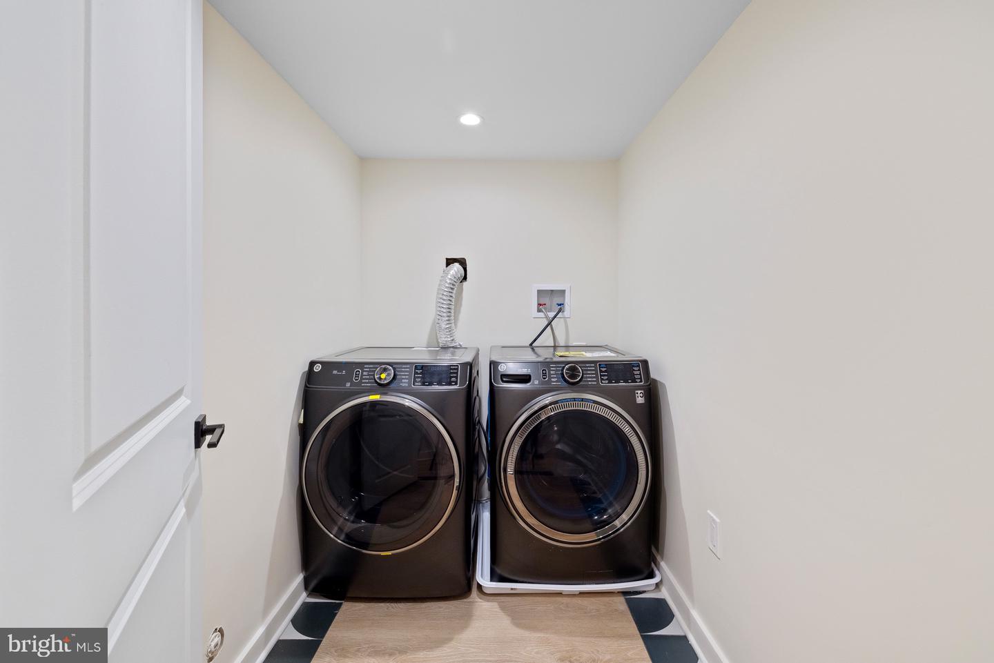 713 CROISSANT PL SE, WASHINGTON, District Of Columbia 20019, 4 Bedrooms Bedrooms, ,4 BathroomsBathrooms,Residential,For sale,713 CROISSANT PL SE,DCDC2188412 MLS # DCDC2188412