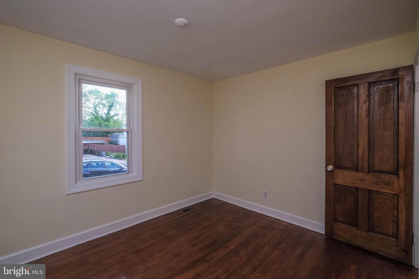 132 W 12TH ST, FRONT ROYAL, Virginia 22630, 3 Bedrooms Bedrooms, 8 Rooms Rooms,1 BathroomBathrooms,Residential,For sale,132 W 12TH ST,VAWR2010536 MLS # VAWR2010536