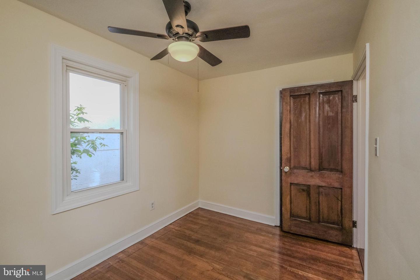 132 W 12TH ST, FRONT ROYAL, Virginia 22630, 3 Bedrooms Bedrooms, 8 Rooms Rooms,1 BathroomBathrooms,Residential,For sale,132 W 12TH ST,VAWR2010536 MLS # VAWR2010536