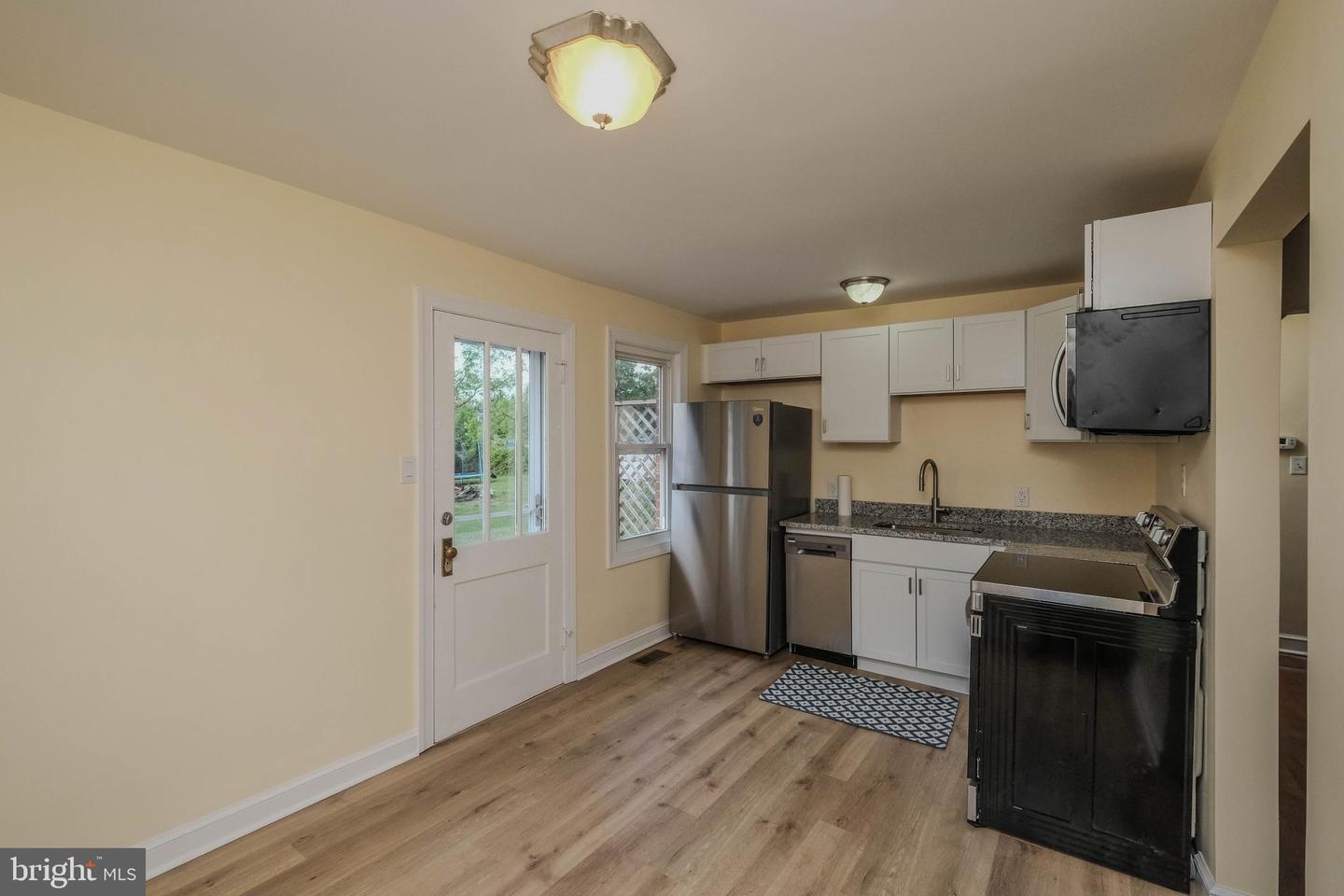 132 W 12TH ST, FRONT ROYAL, Virginia 22630, 3 Bedrooms Bedrooms, 8 Rooms Rooms,1 BathroomBathrooms,Residential,For sale,132 W 12TH ST,VAWR2010536 MLS # VAWR2010536