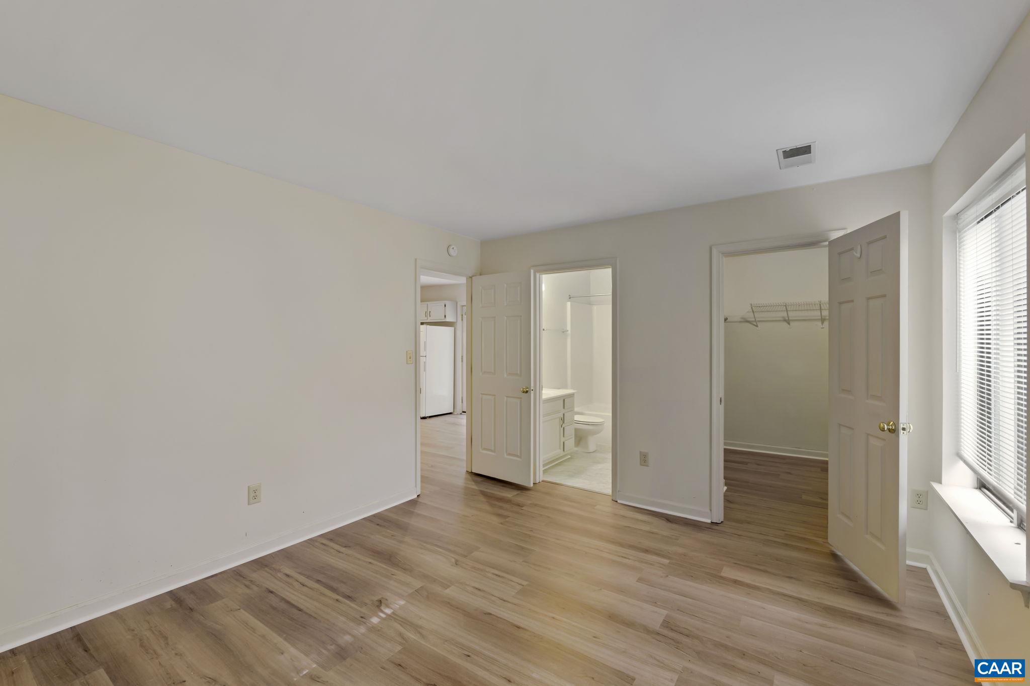 1018 HIGHLANDS DR, CHARLOTTESVILLE, Virginia 22901, 2 Bedrooms Bedrooms, ,2 BathroomsBathrooms,Residential,1018 HIGHLANDS DR,660192 MLS # 660192