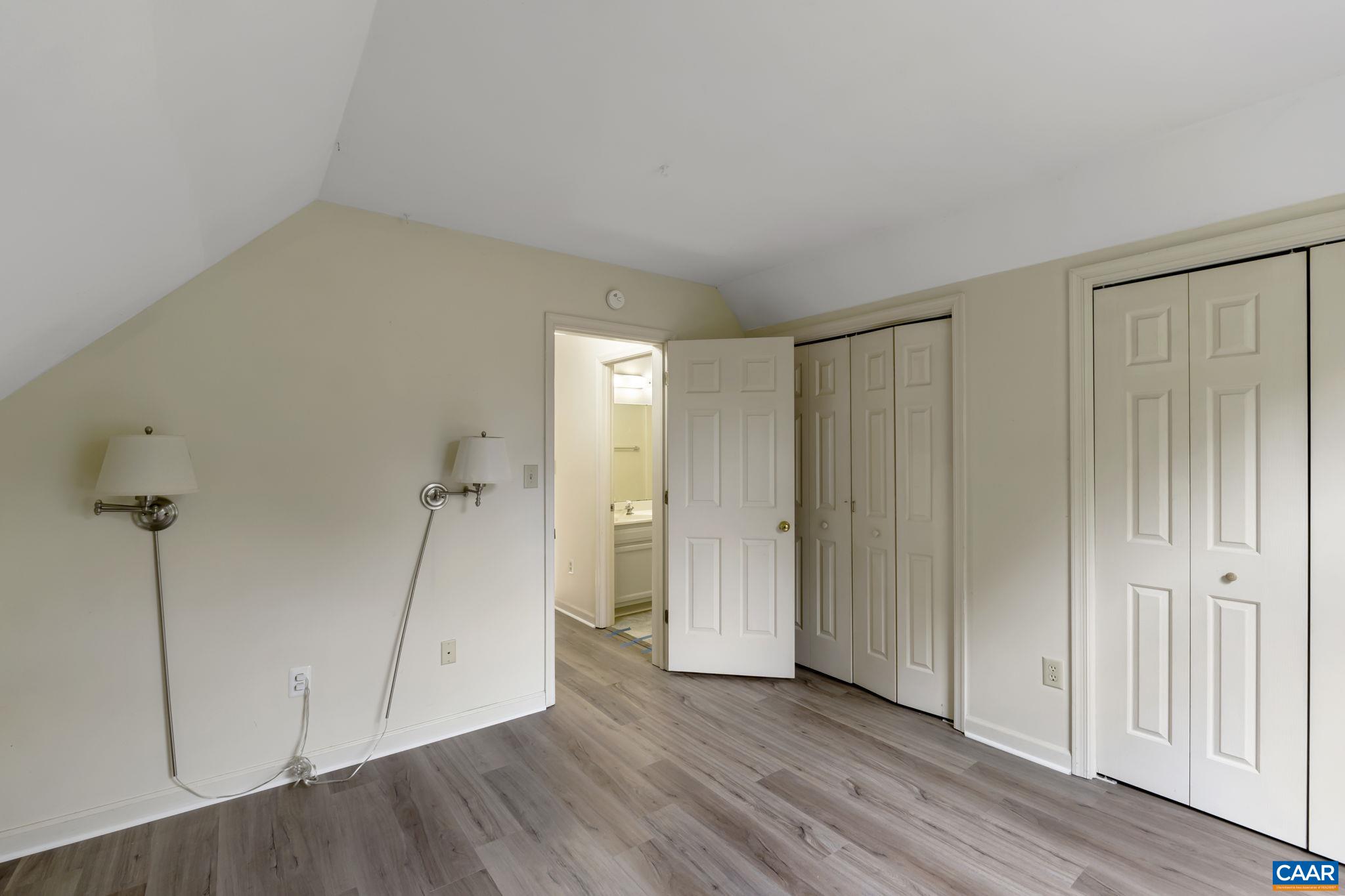 1018 HIGHLANDS DR, CHARLOTTESVILLE, Virginia 22901, 2 Bedrooms Bedrooms, ,2 BathroomsBathrooms,Residential,1018 HIGHLANDS DR,660192 MLS # 660192