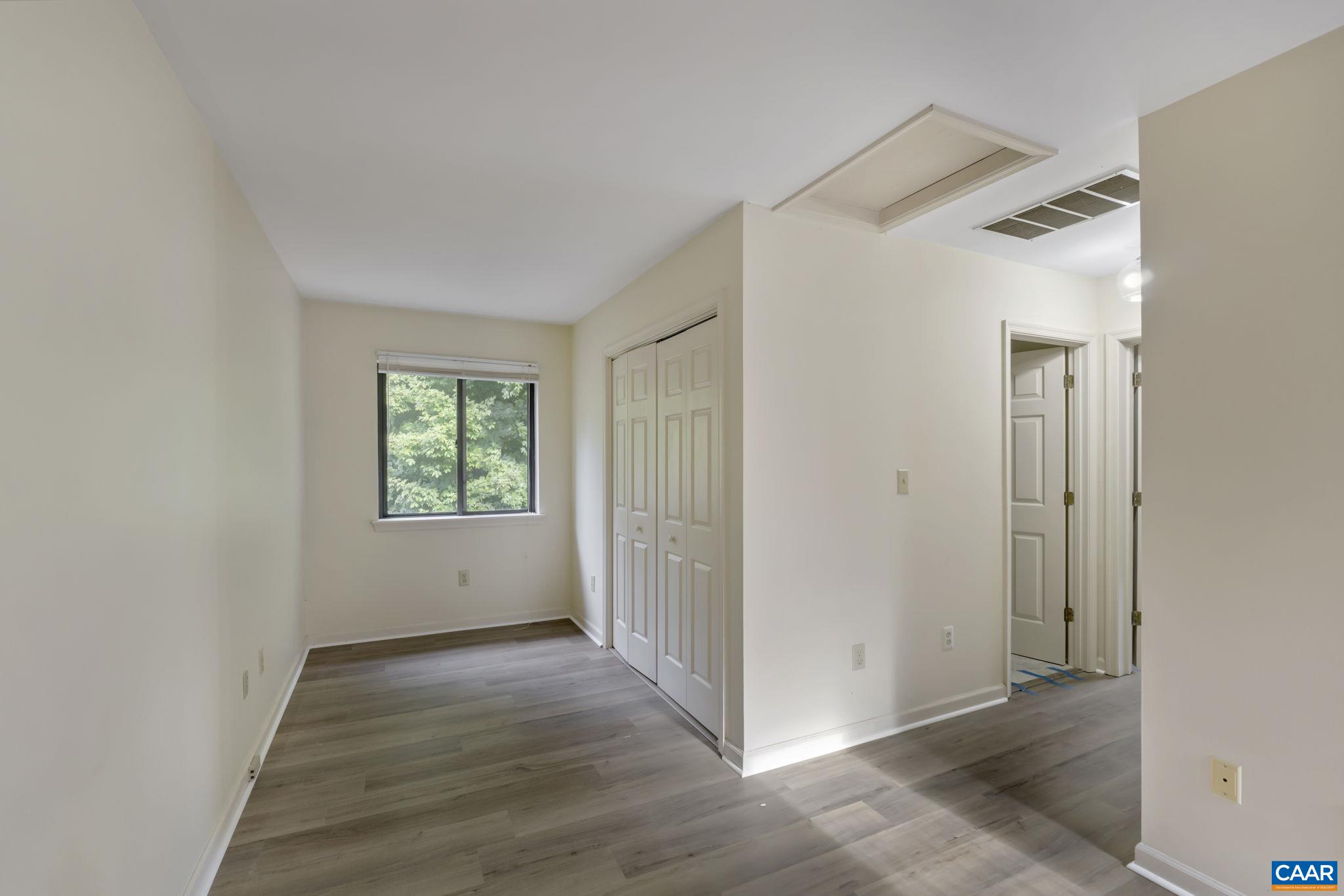 1018 HIGHLANDS DR, CHARLOTTESVILLE, Virginia 22901, 2 Bedrooms Bedrooms, ,2 BathroomsBathrooms,Residential,1018 HIGHLANDS DR,660192 MLS # 660192