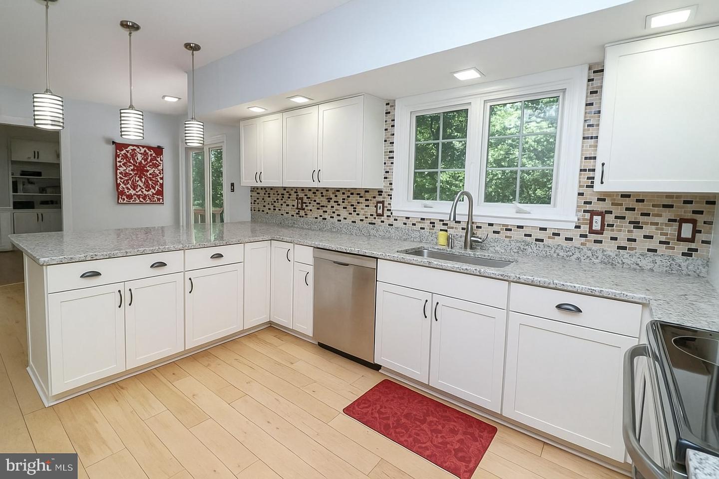 5810 HANNORA LN, FAIRFAX STATION, Virginia 22039, 5 Bedrooms Bedrooms, ,3 BathroomsBathrooms,Residential,For sale,5810 HANNORA LN,VAFX2226698 MLS # VAFX2226698