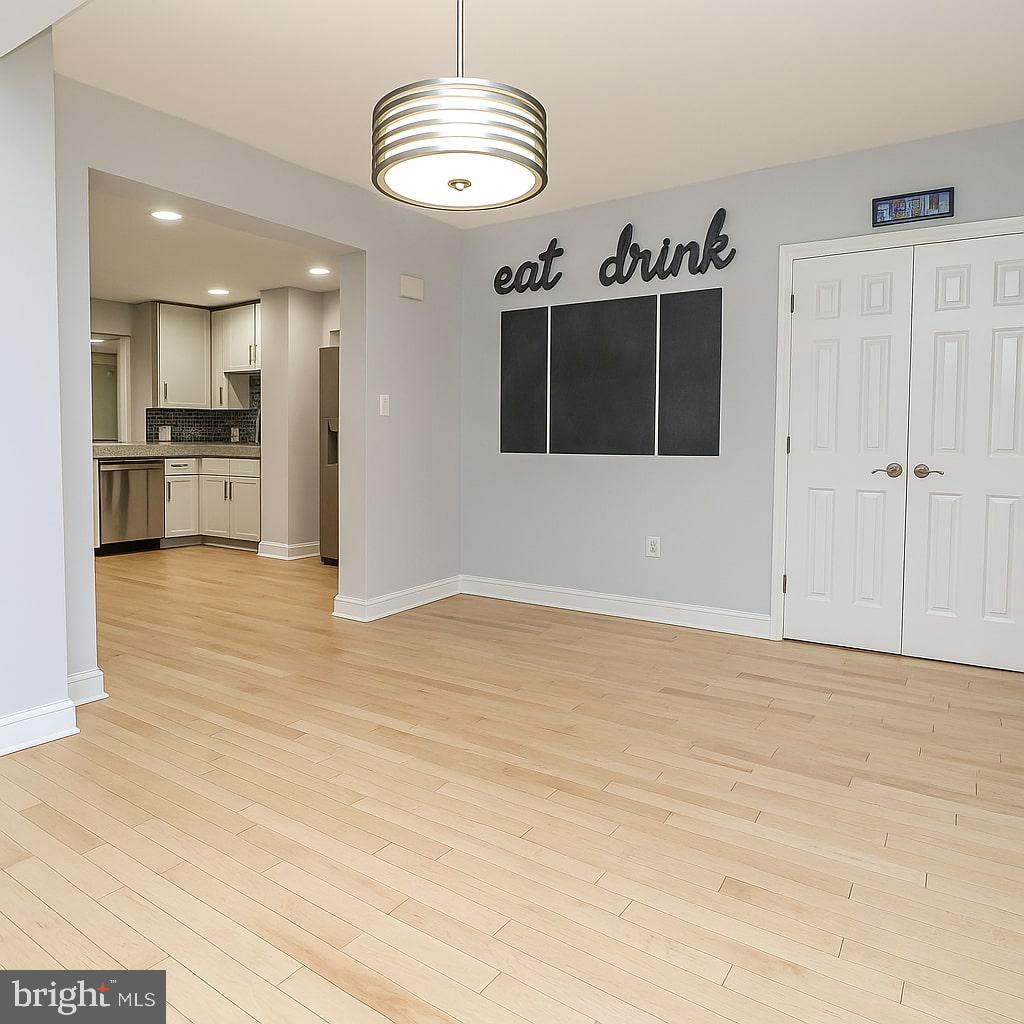 5810 HANNORA LN, FAIRFAX STATION, Virginia 22039, 5 Bedrooms Bedrooms, ,3 BathroomsBathrooms,Residential,For sale,5810 HANNORA LN,VAFX2226698 MLS # VAFX2226698