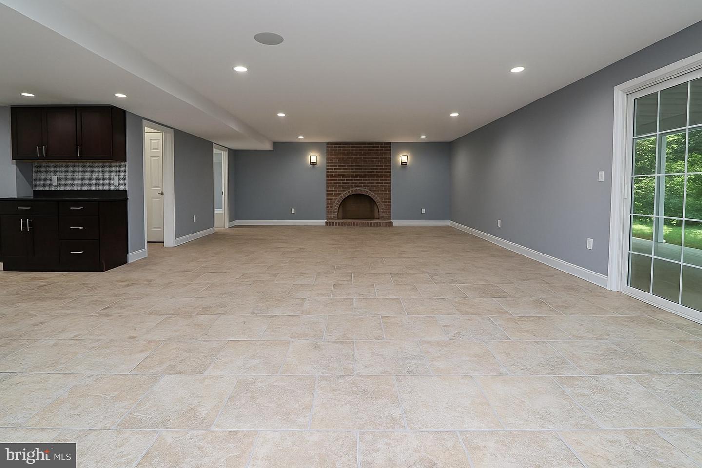 5810 HANNORA LN, FAIRFAX STATION, Virginia 22039, 5 Bedrooms Bedrooms, ,3 BathroomsBathrooms,Residential,For sale,5810 HANNORA LN,VAFX2226698 MLS # VAFX2226698