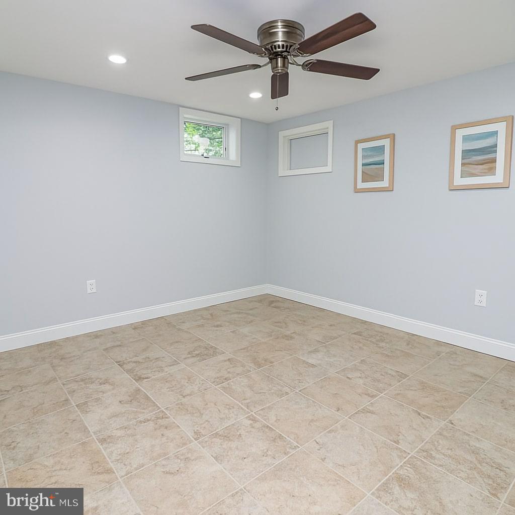 5810 HANNORA LN, FAIRFAX STATION, Virginia 22039, 5 Bedrooms Bedrooms, ,3 BathroomsBathrooms,Residential,For sale,5810 HANNORA LN,VAFX2226698 MLS # VAFX2226698