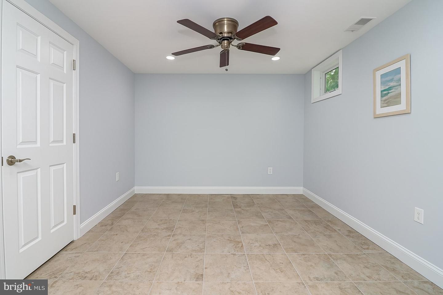 5810 HANNORA LN, FAIRFAX STATION, Virginia 22039, 5 Bedrooms Bedrooms, ,3 BathroomsBathrooms,Residential,For sale,5810 HANNORA LN,VAFX2226698 MLS # VAFX2226698