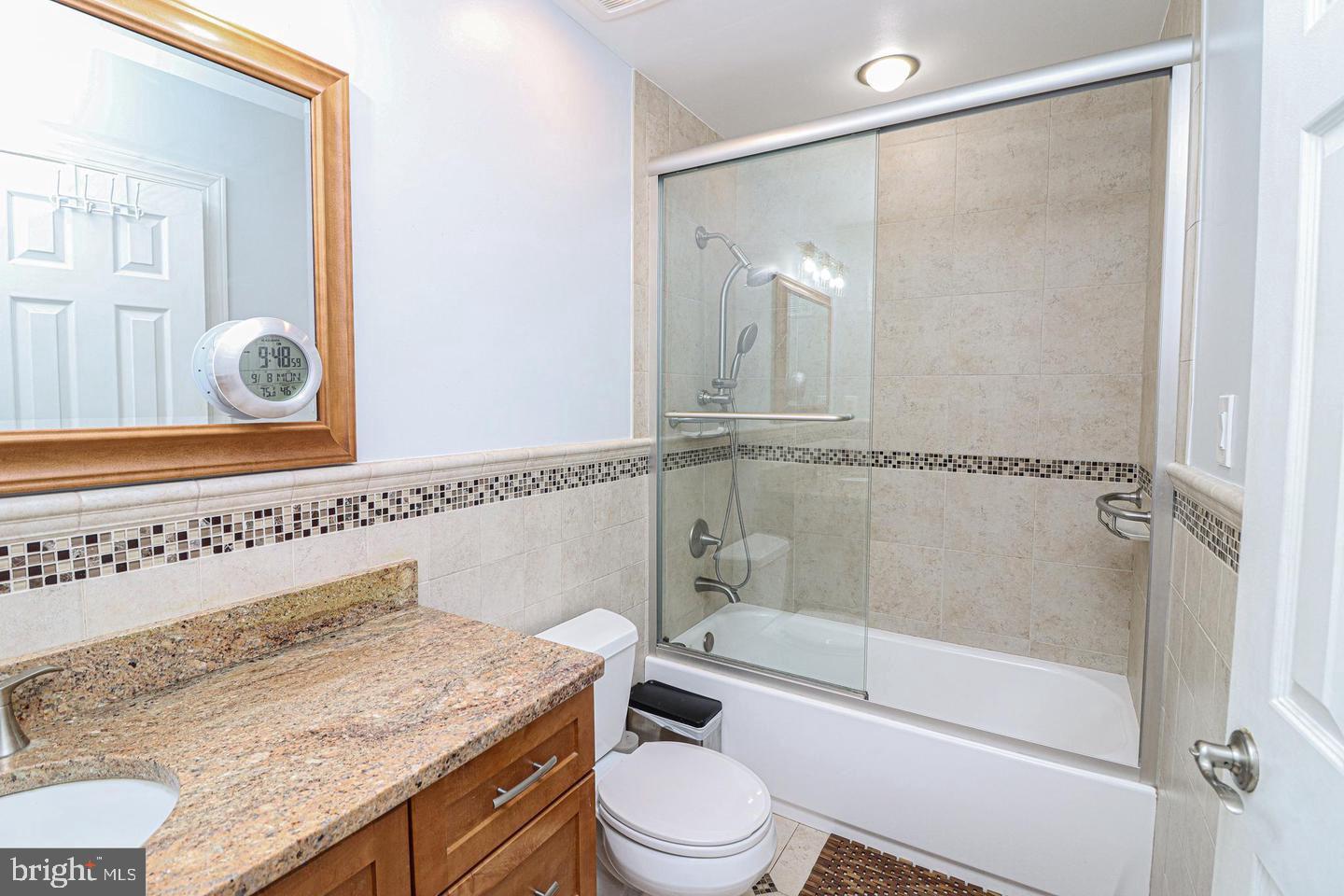 5810 HANNORA LN, FAIRFAX STATION, Virginia 22039, 5 Bedrooms Bedrooms, ,3 BathroomsBathrooms,Residential,For sale,5810 HANNORA LN,VAFX2226698 MLS # VAFX2226698
