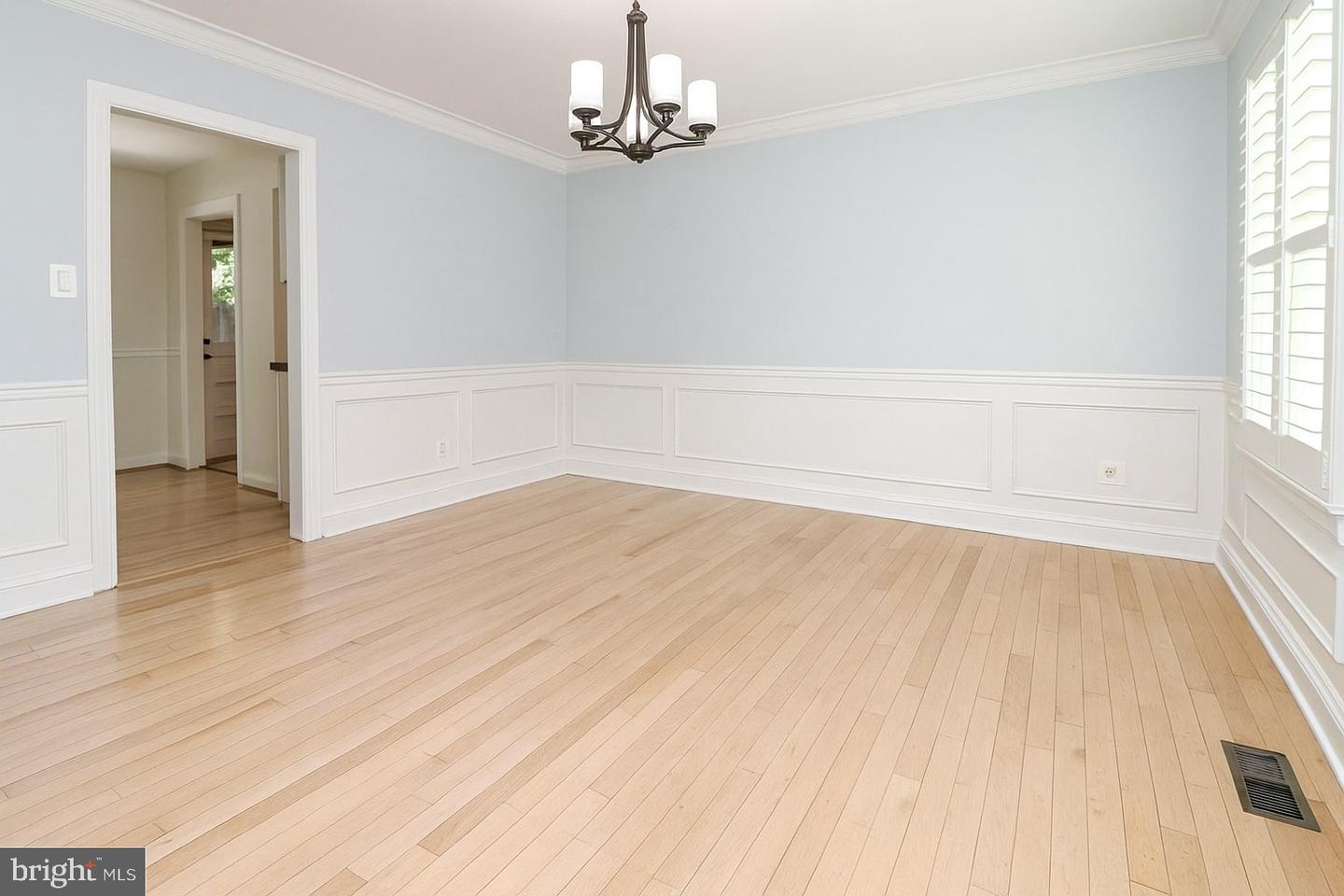 5810 HANNORA LN, FAIRFAX STATION, Virginia 22039, 5 Bedrooms Bedrooms, ,3 BathroomsBathrooms,Residential,For sale,5810 HANNORA LN,VAFX2226698 MLS # VAFX2226698