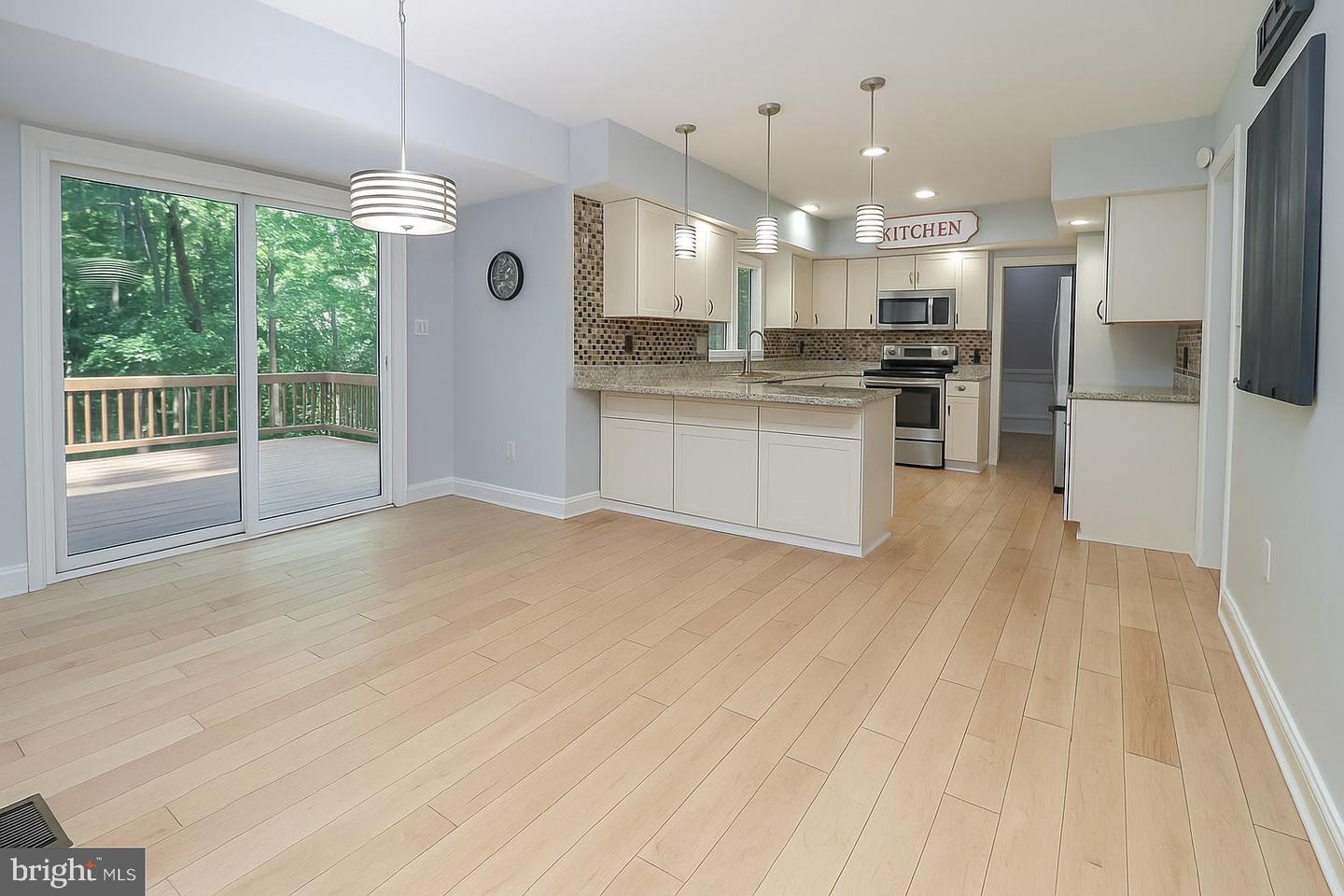 5810 HANNORA LN, FAIRFAX STATION, Virginia 22039, 5 Bedrooms Bedrooms, ,3 BathroomsBathrooms,Residential,For sale,5810 HANNORA LN,VAFX2226698 MLS # VAFX2226698